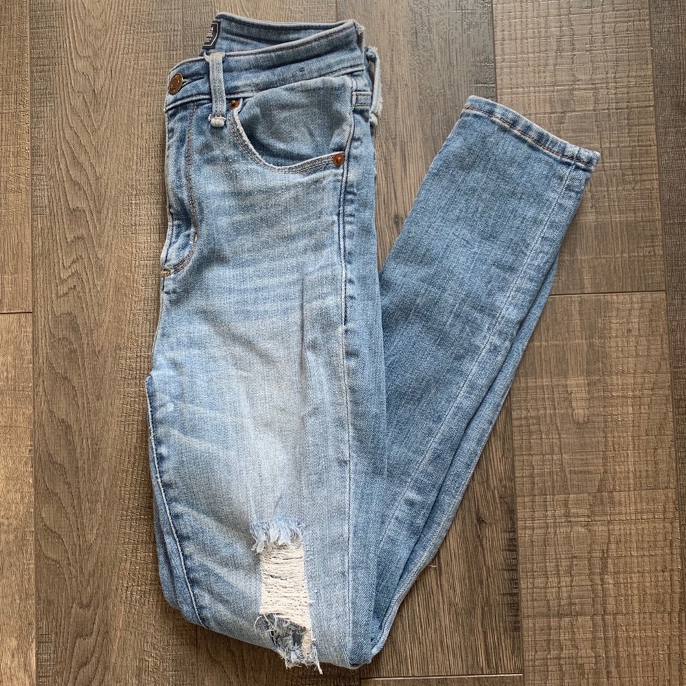 abercrombie high rise skinny jeans
